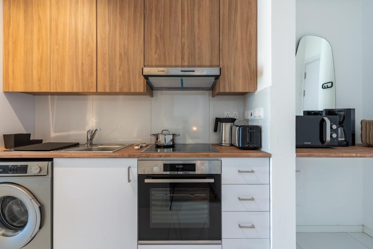 Latte'S Prime 1-Bedroom Apartment In Ларнака Экстерьер фото